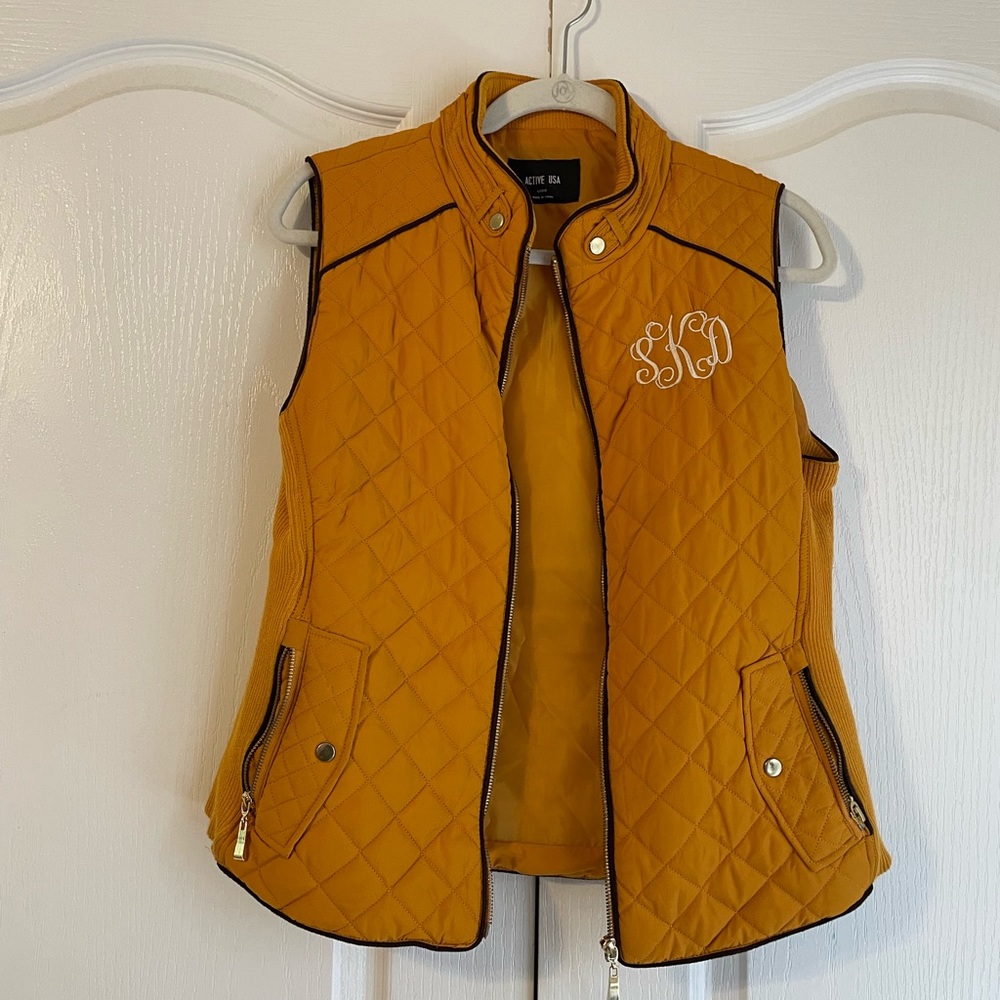 Monogrammed Active USA vest